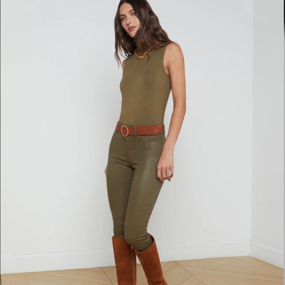 NWT L'AGENCE Ceci Sleeveless Turtleneck Top in Pine Size M - Picture 3 of 11